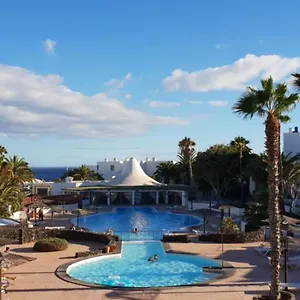 luxury-villa-playa-roca.in-canary-islands.com/